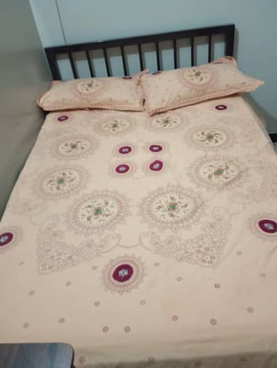 double iron bed