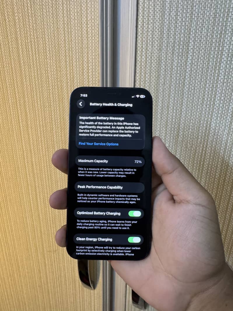 Apple iPhone 12 3