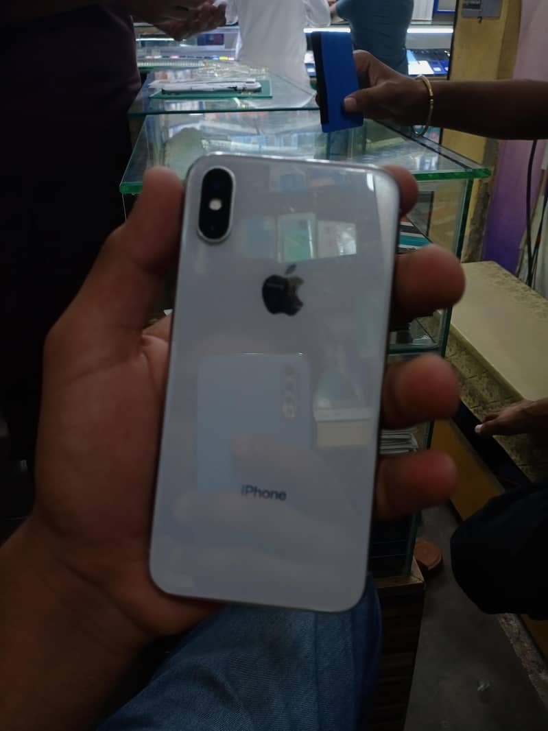 iPhone X 0