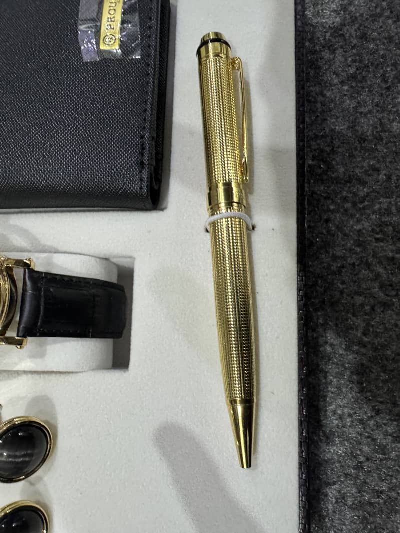 Gift Box with watch 6