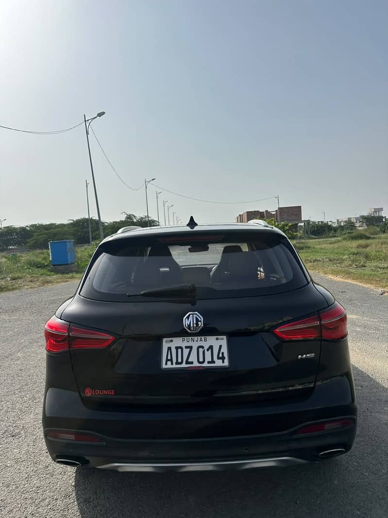 MG HS 2021 8