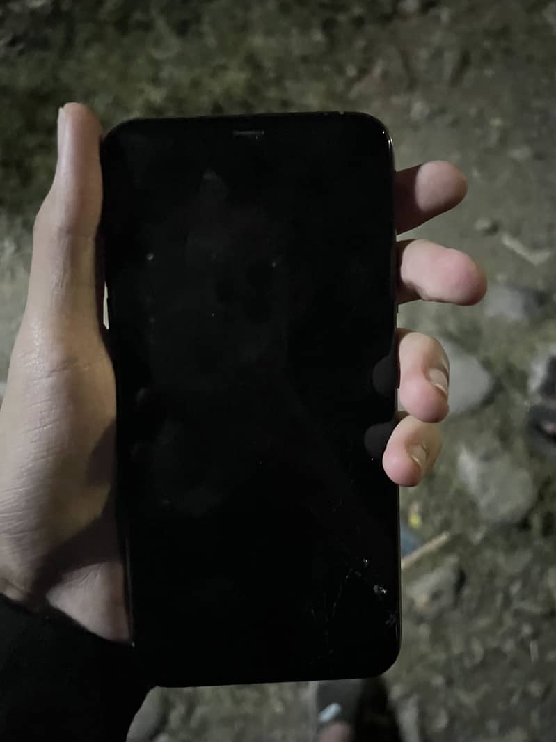 Apple iPhone 11 Pro Max 3