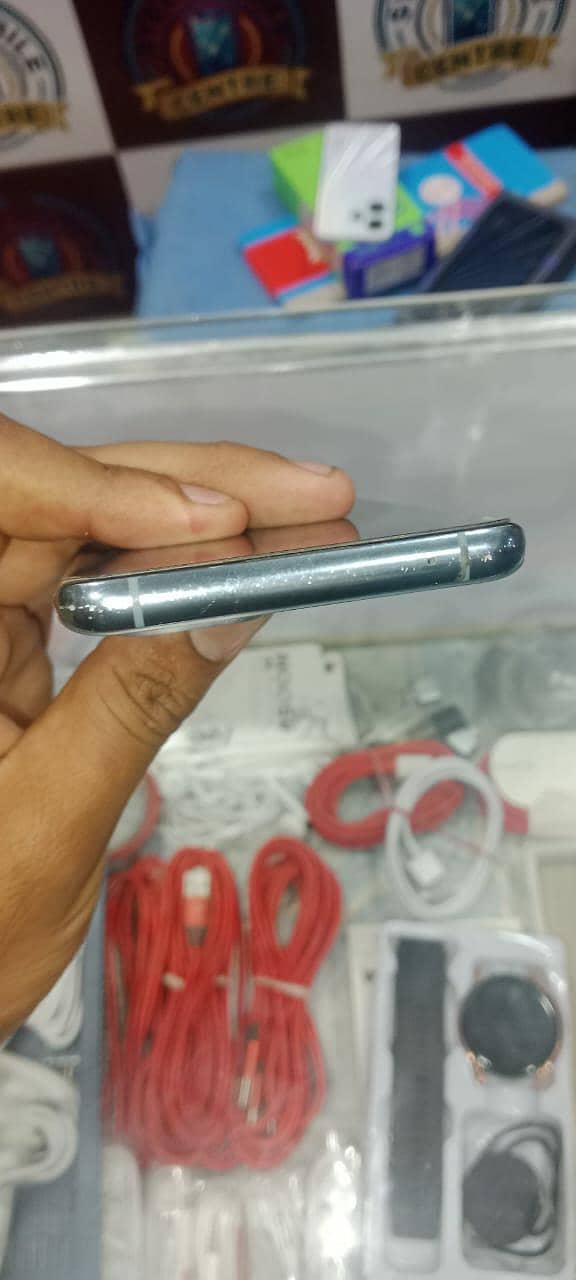 One Plus 9 Pro 1