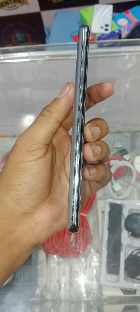 One Plus 9 Pro 5