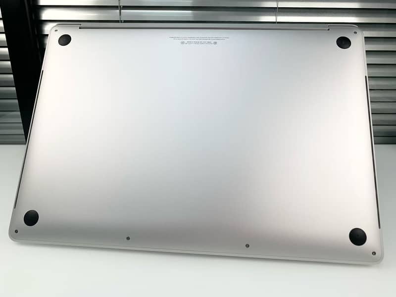 Macbook pro 2015 2