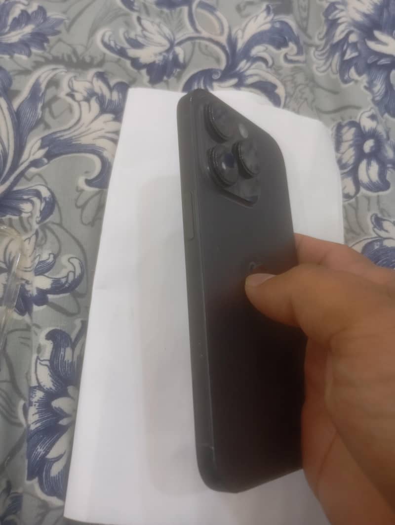 Apple iPhone 14 Pro 3