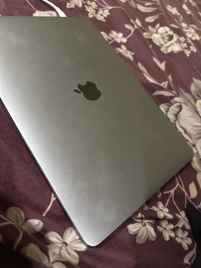 Macbook Pro M1 8/256