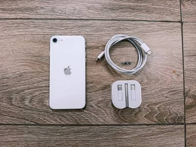 Apple iPhone SE 2020 64 GB BH 86%  Dual Sim PTA Official Approved.