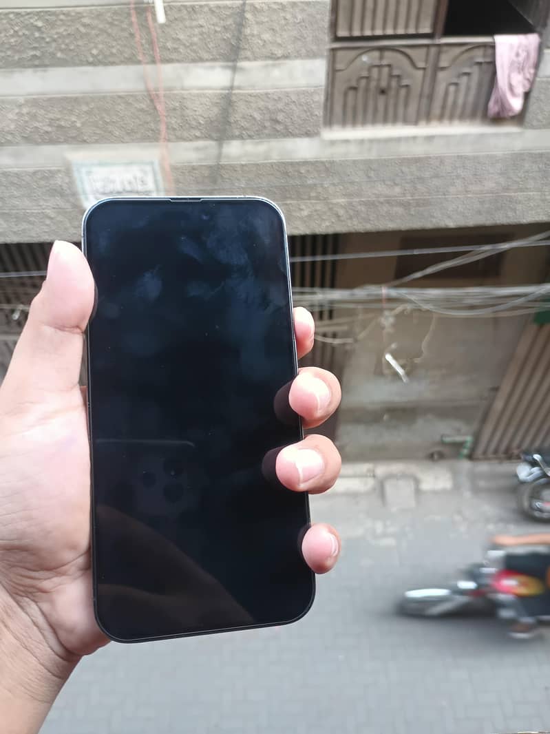 Apple iPhone 13 Pro Max 6