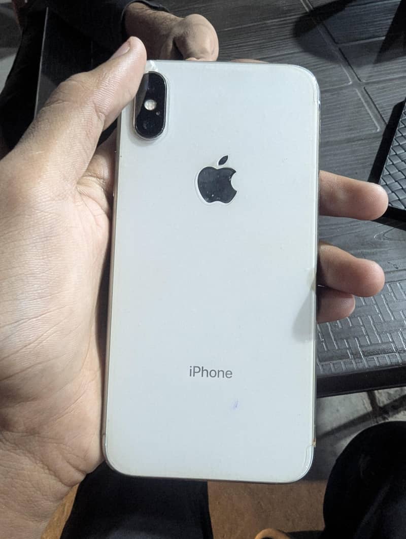 Apple iPhone X 6