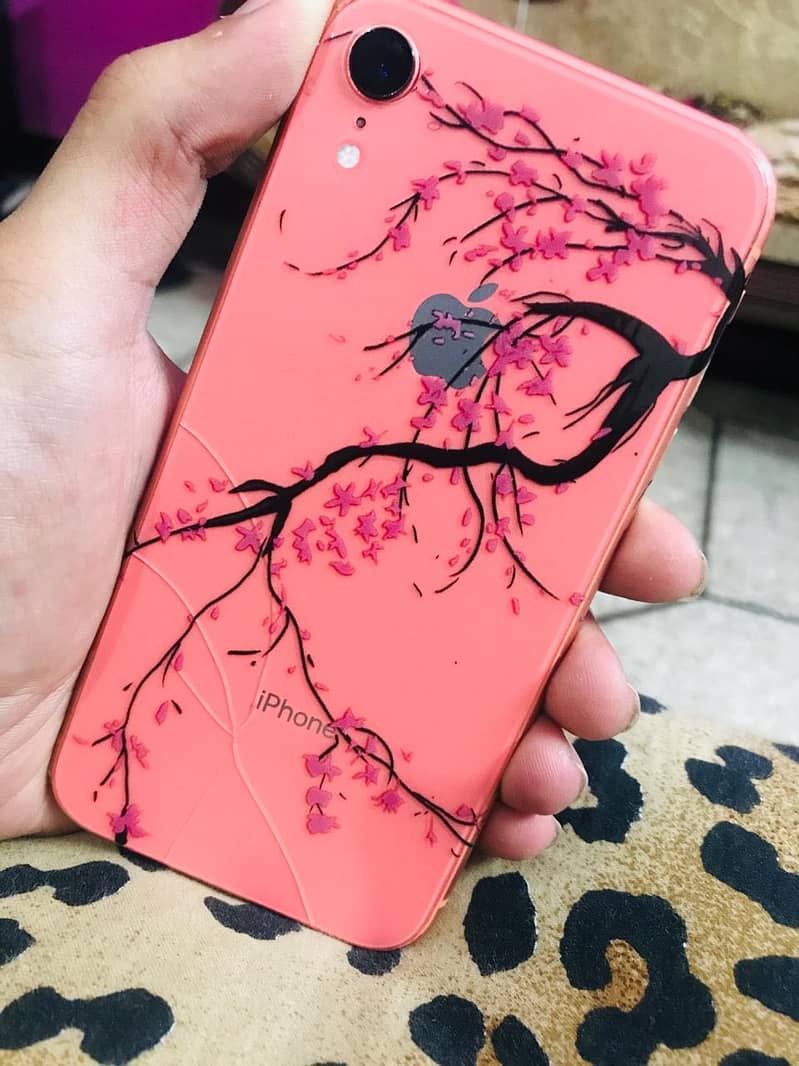 Apple iPhone XR 0