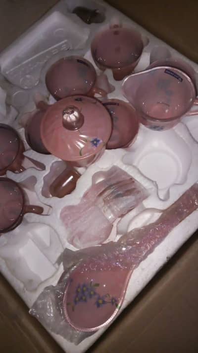 Dinner set fore Sal urgent un touch picees