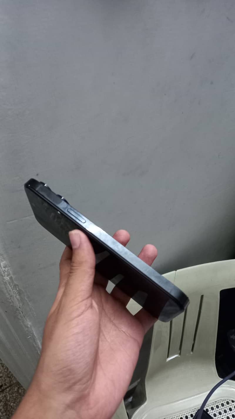 Apple iPhone 14 Pro Max 3