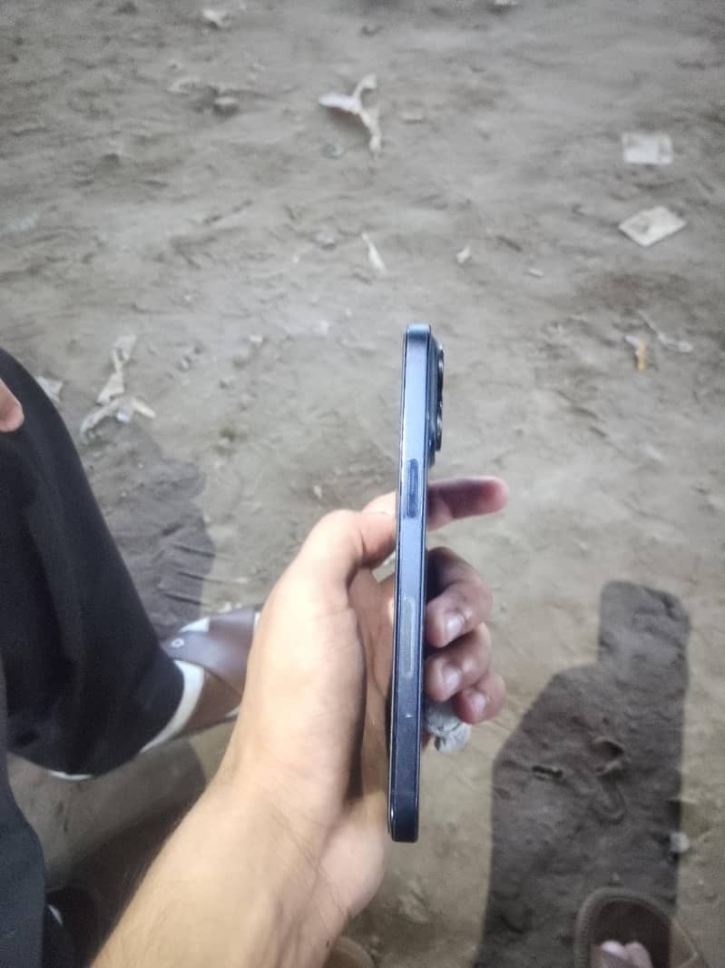 Apple iPhone 15 Pro Max 5