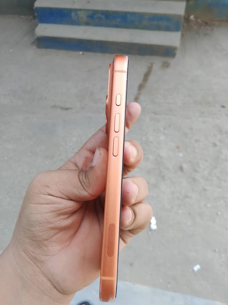 Apple iPhone 17 Pro 4