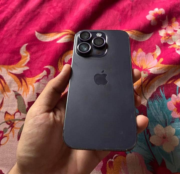 Apple iPhone 14 Pro 3