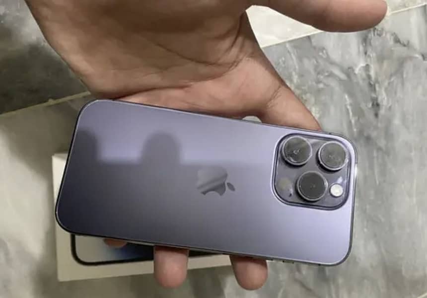 Apple iPhone 14 Pro 0