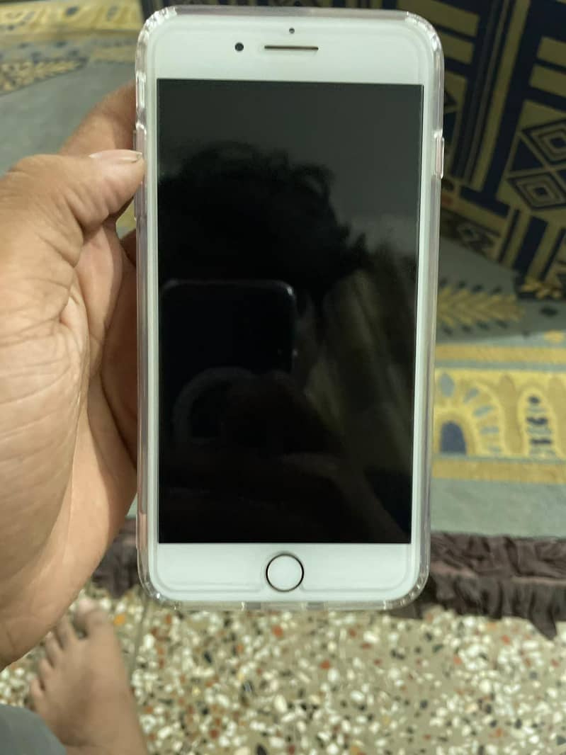 Apple iPhone 7 Plus 4