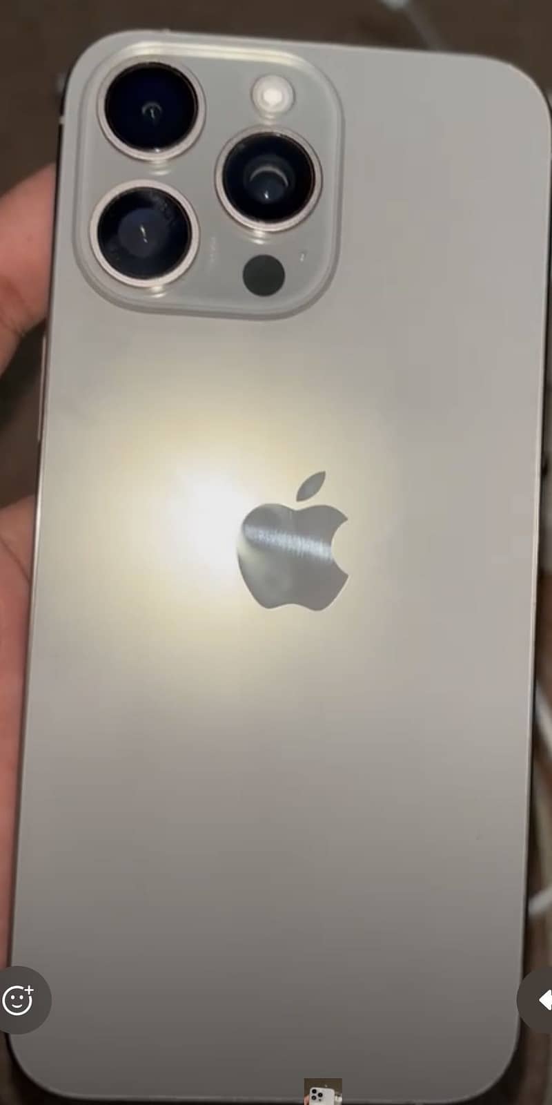 Apple iPhone 15 Pro Max 3