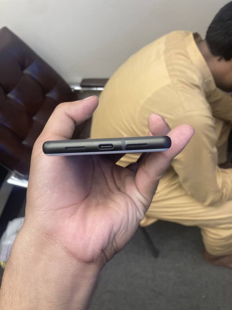 Google Pixel 6 3