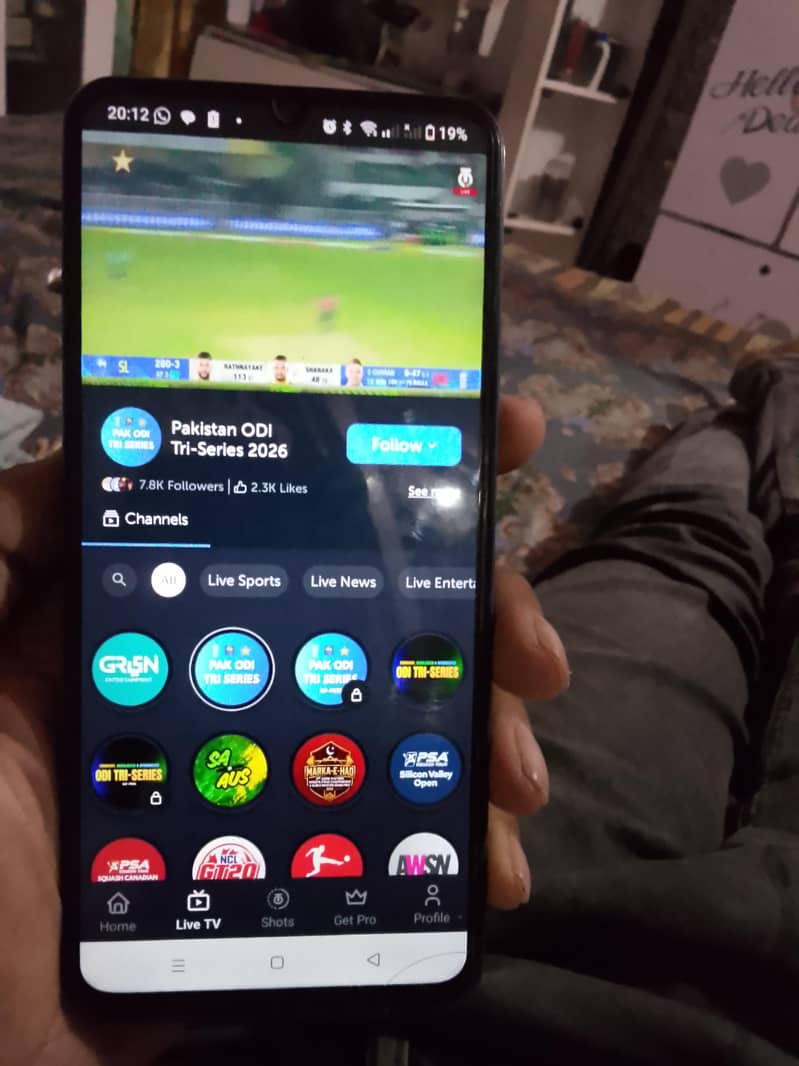 Realme C63 1