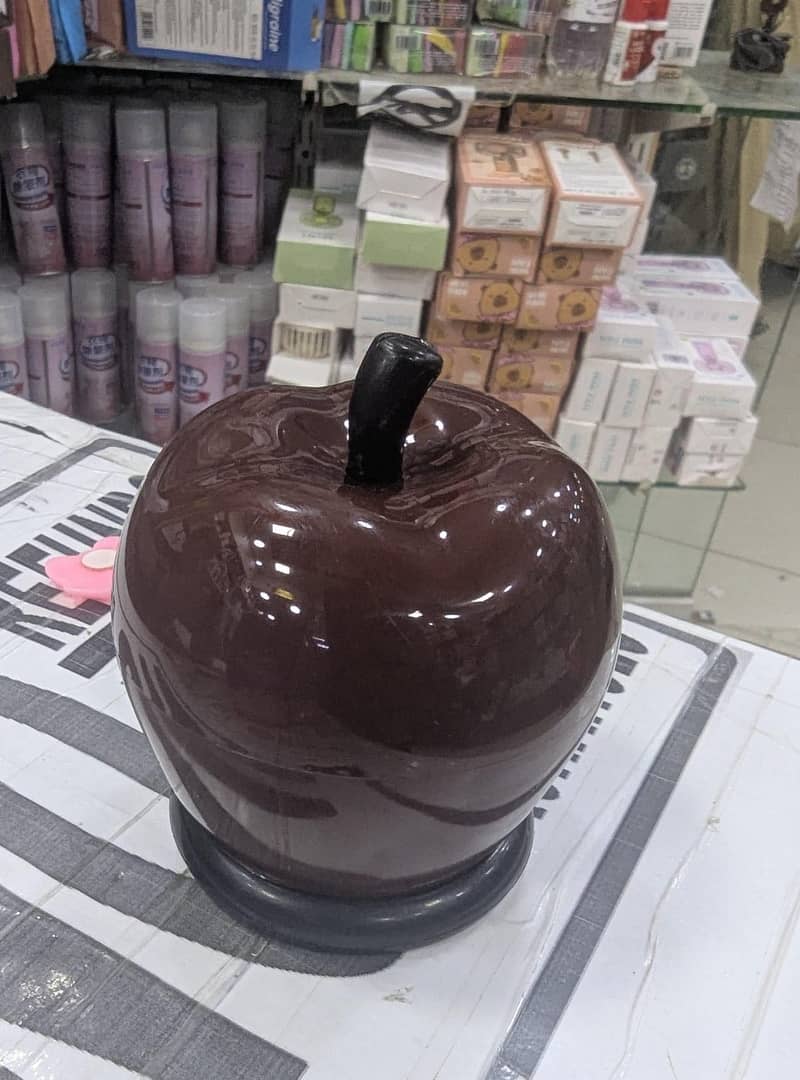 Apple shaped toothpick 4