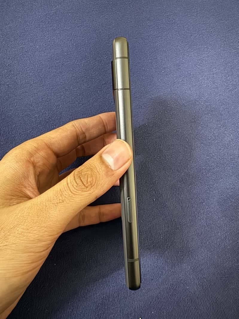 Google Pixel 7a 4