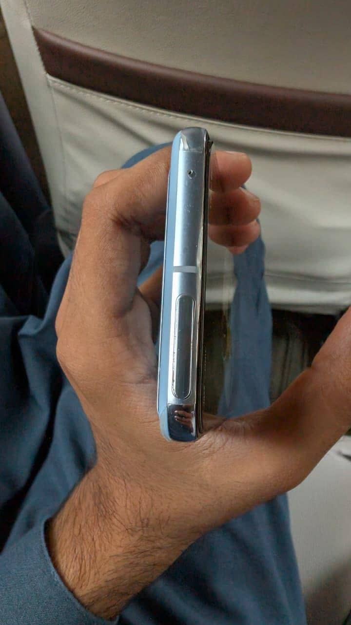 Google Pixel 8 Pro 3