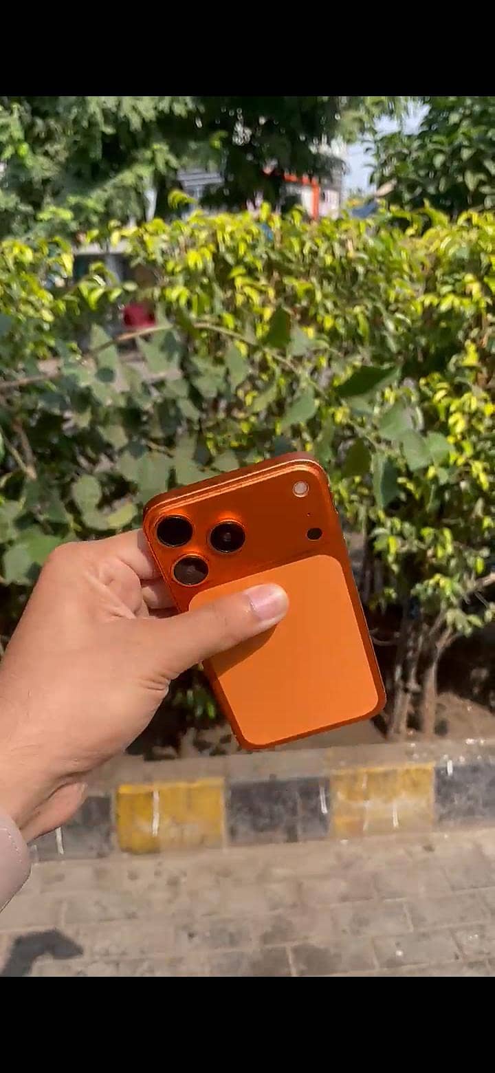 Apple iPhone 11 4
