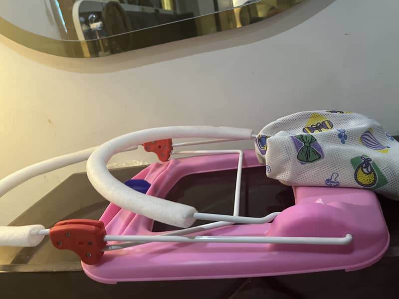 Bath seat 0