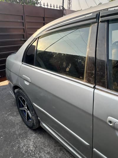 Honda Civic EXi 2005