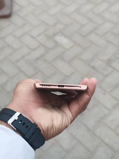 Vivo V40e