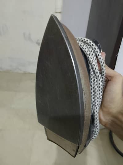 Cambridge Heavy Duty Iron
