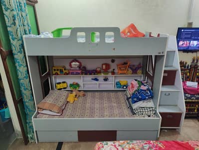 Bunker Bed
