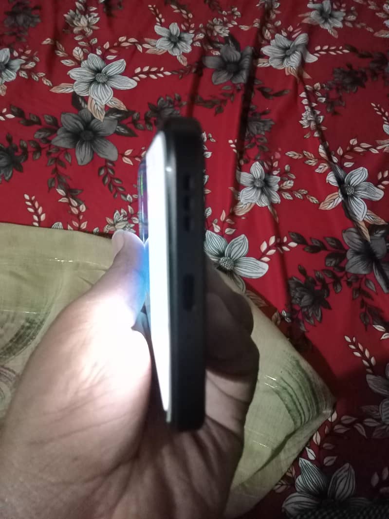 OPPO A6s 4