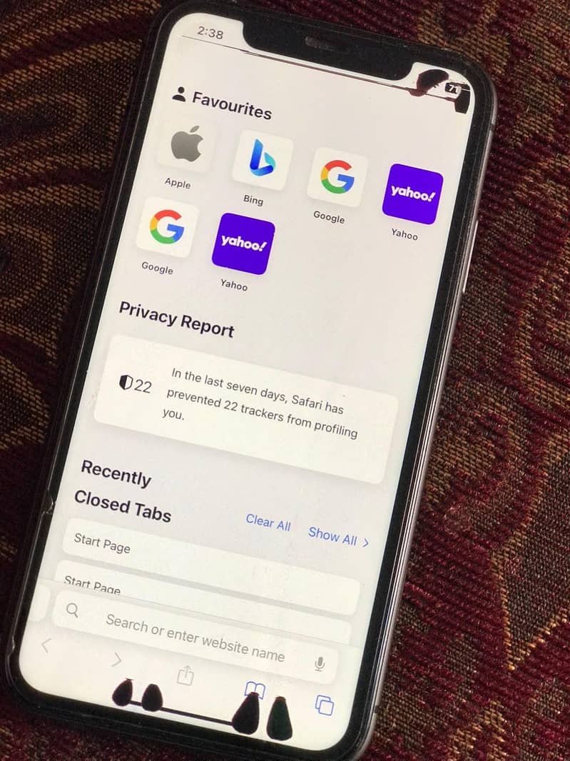 Apple iPhone 11 0