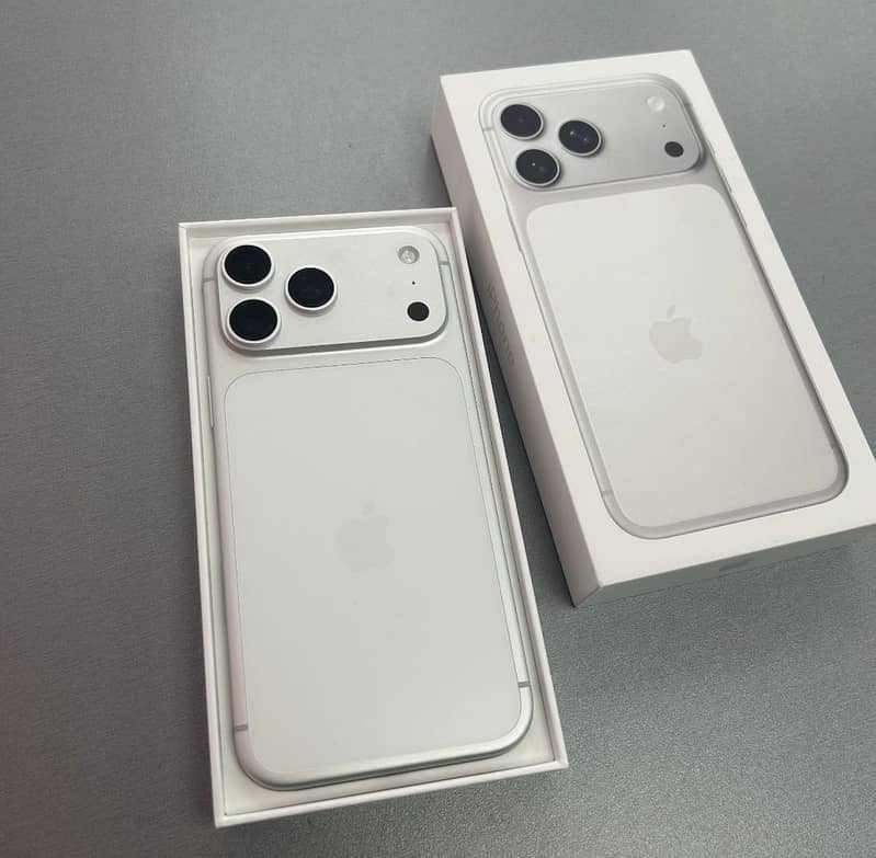 Apple iPhone 17 Pro Max 0
