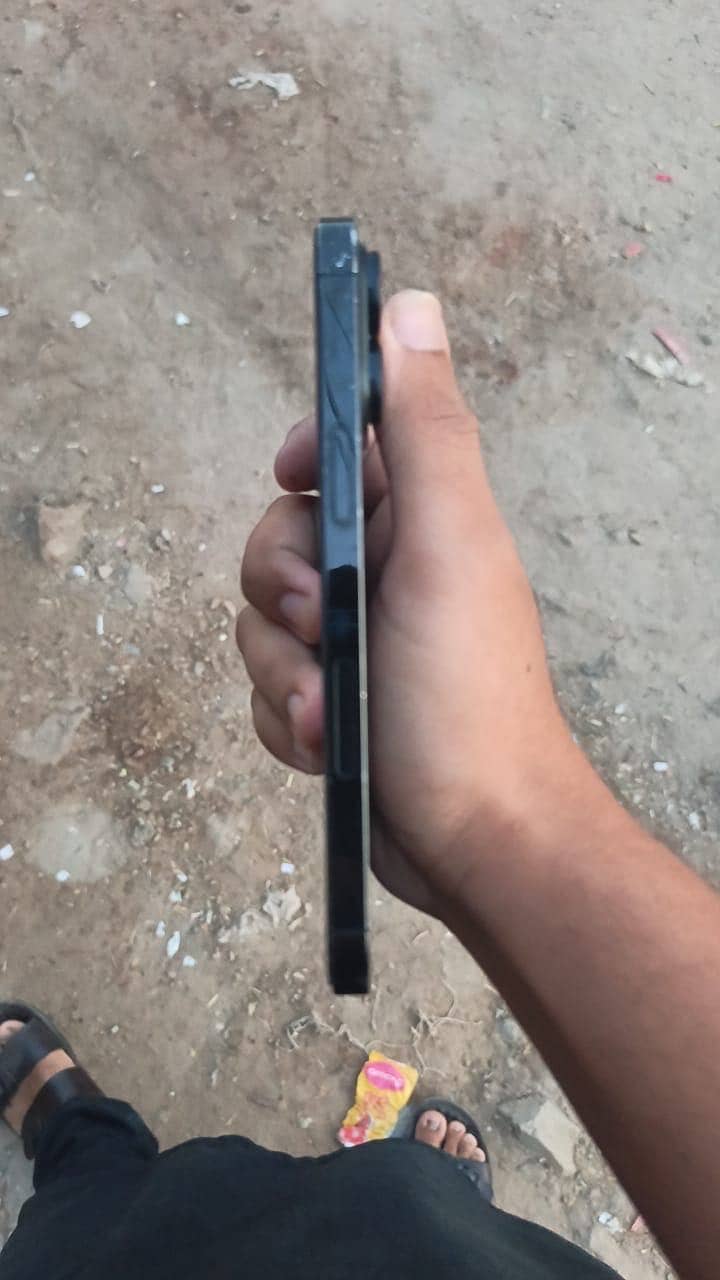 Apple iPhone 14 Pro Max 6