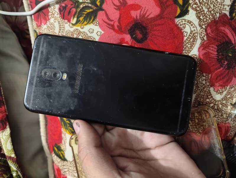 Samsung Mobile C8 6