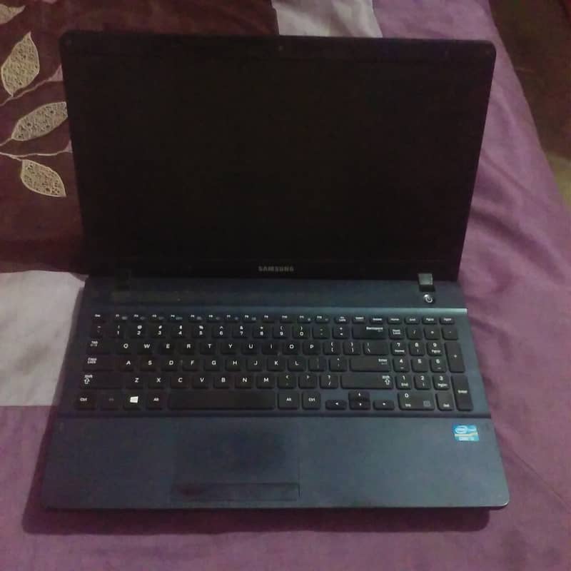 SAMSUNG NOTEBOOK 270E core i3 3rd Generation Con#03101115597whatsup ...