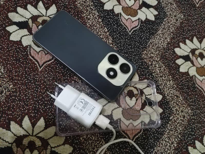 Tecno Spark 20 3