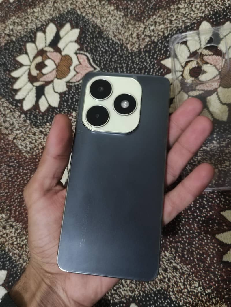 Tecno Spark 20 5