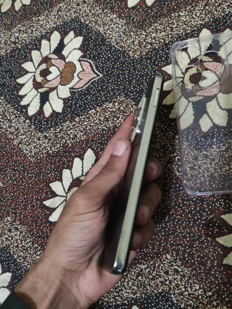 Tecno Spark 20 6