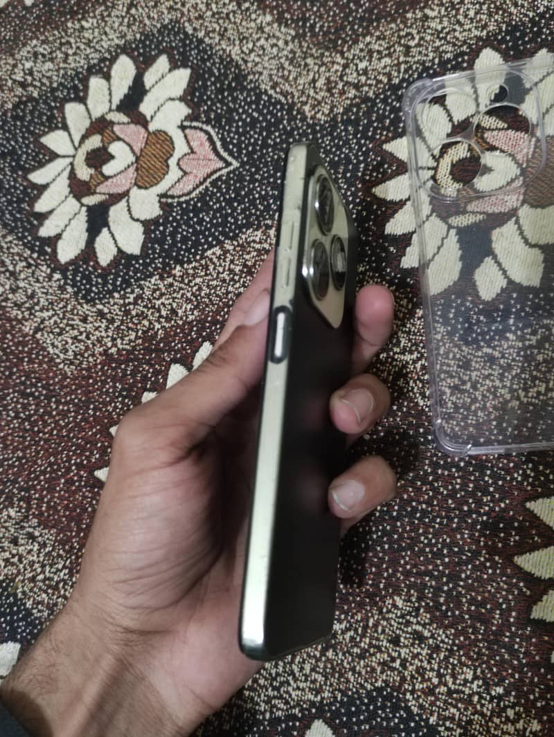 Tecno Spark 20 7