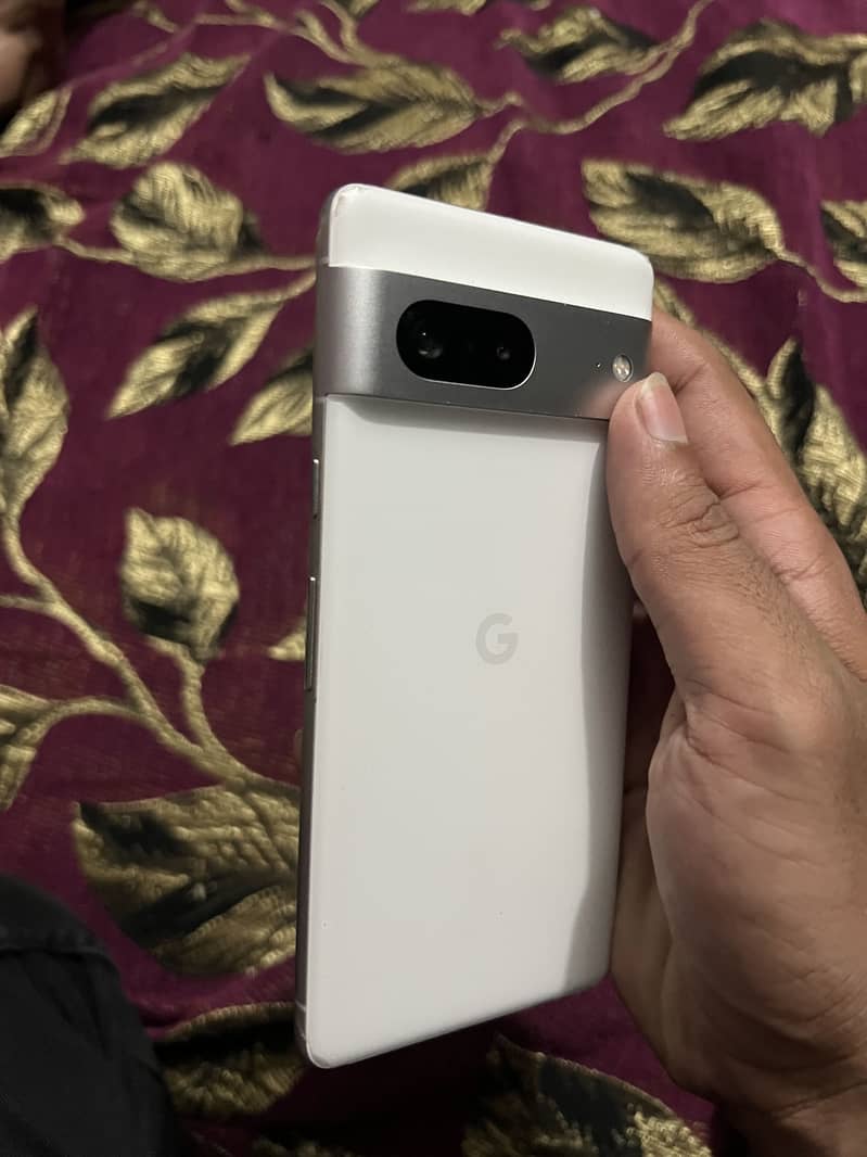 Google Pixel 7 3