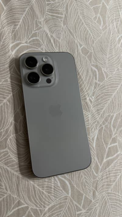 Apple iPhone 15 Pro LLA 256GB