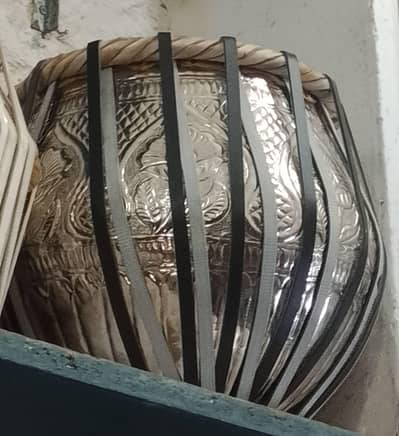 Tama ki dogi 3:30 kilo ki hai yah duggi Tambe ki for sale