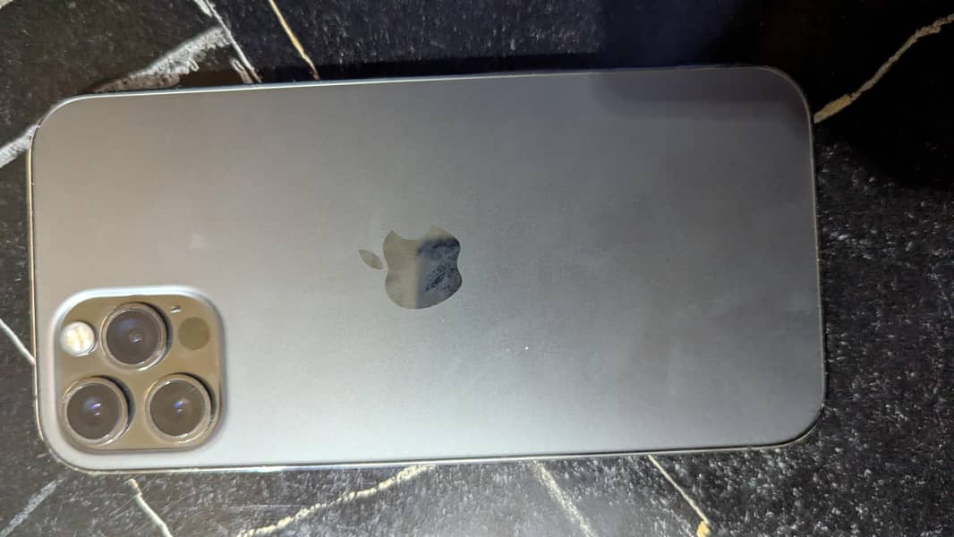 Apple iPhone 12 Pro 2