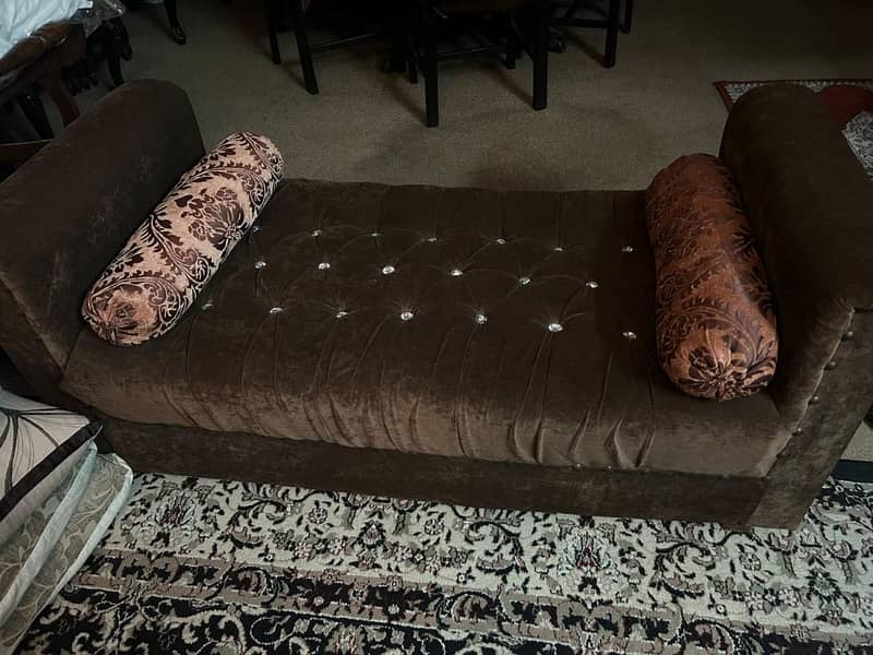 9 seater sofa 0