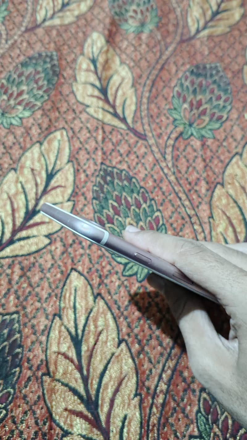 Apple iPhone 7 Plus 3